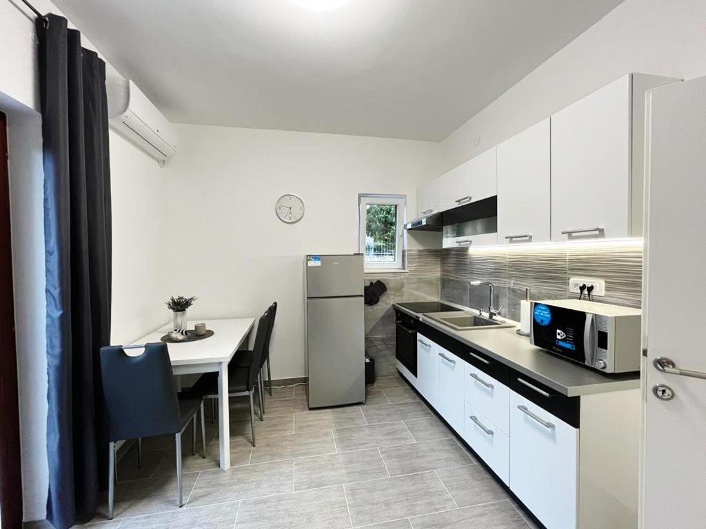 Apartments T&T 特罗吉尔 外观 照片